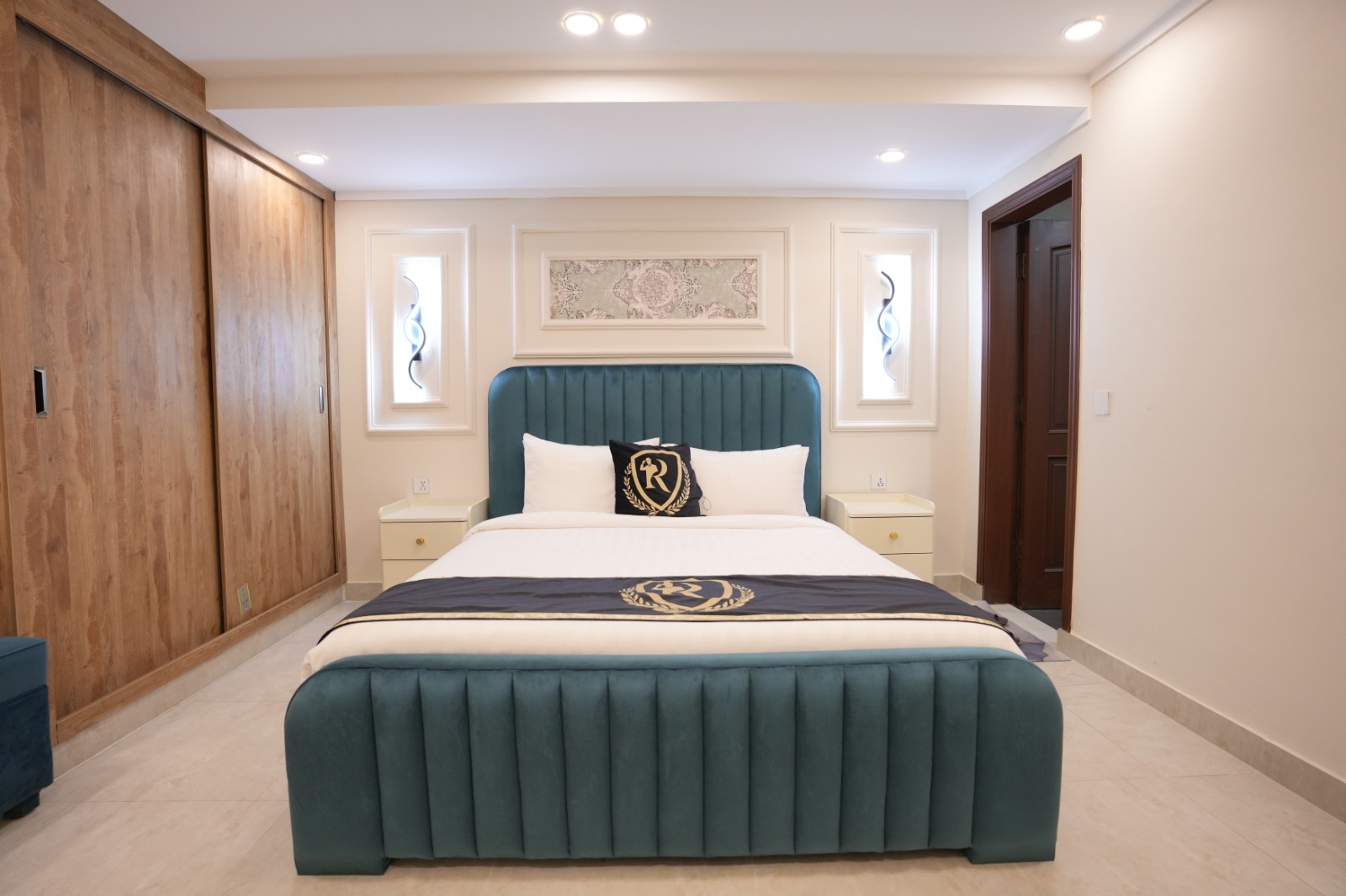 WhatsApp Image 2025-11-25 at 5.58.30 PM (2)