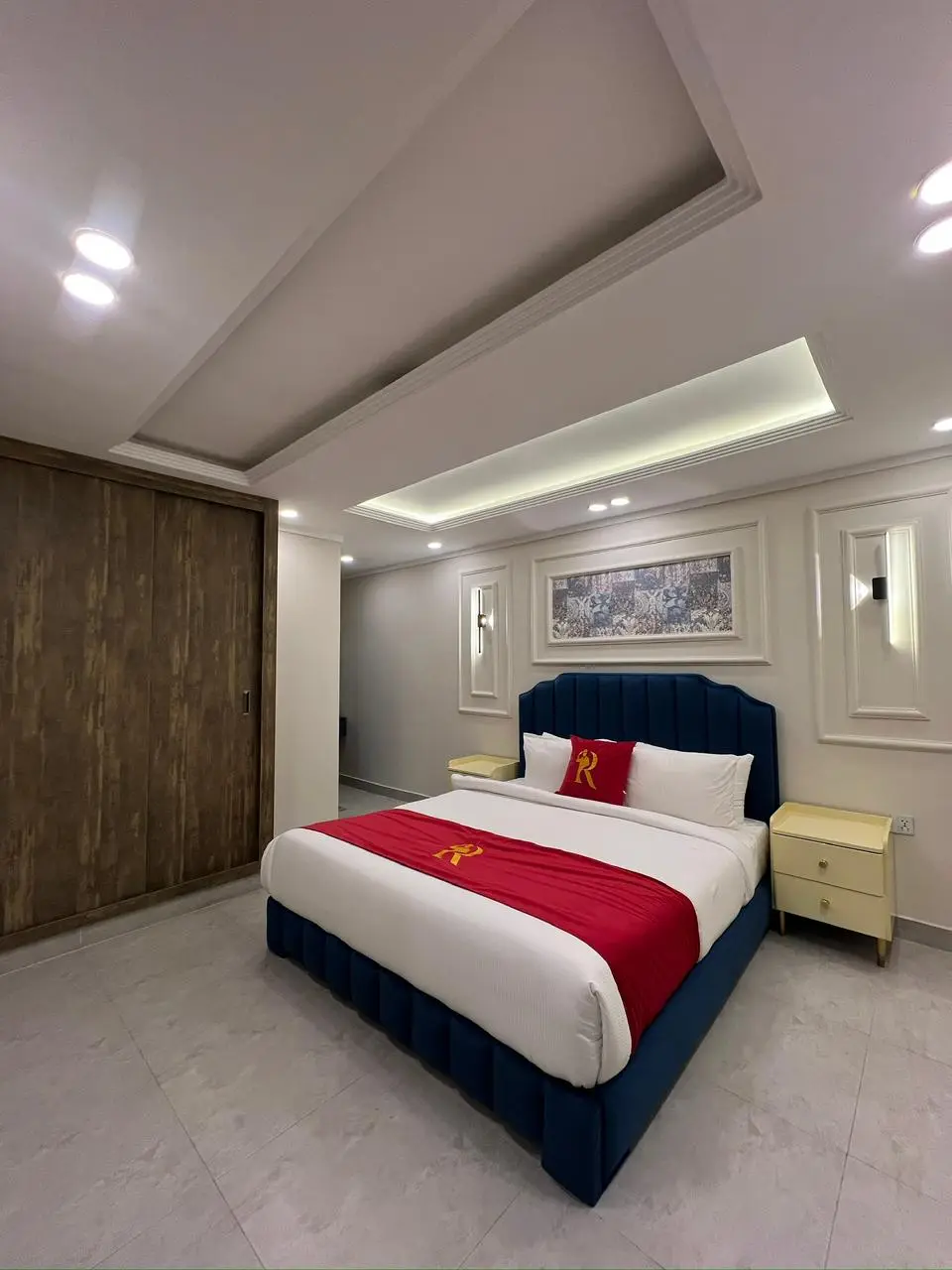 Standard Suite 204