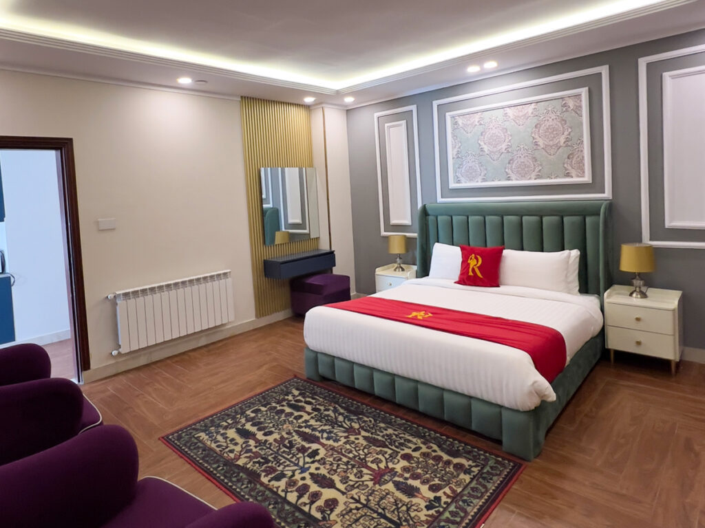 Why Tourists Prefer Luxury Suites Over Traditional Hotels in Murree
